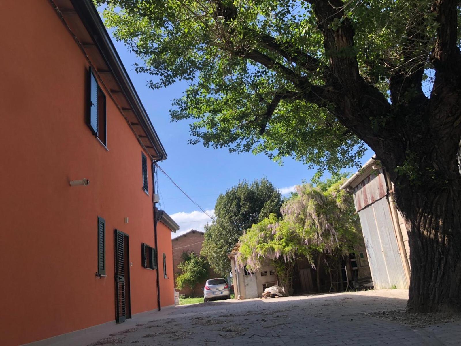 Guesthouse La Casa Di Giada Uscita Autostrada Di Imola Buitenkant foto